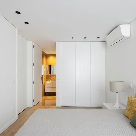 3 M's Apartment